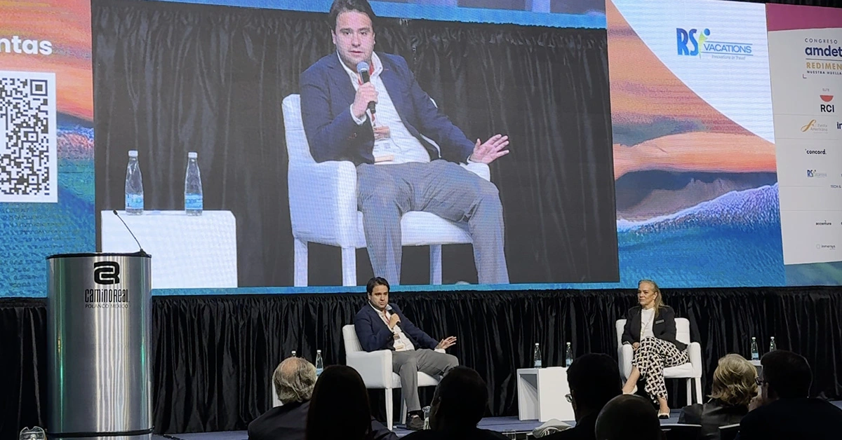 TurTalk del Congreso AMDETUR 2025 sobre “El futuro energético del turismo”, con Enrique Garduño, Director y fundador de Skysense.